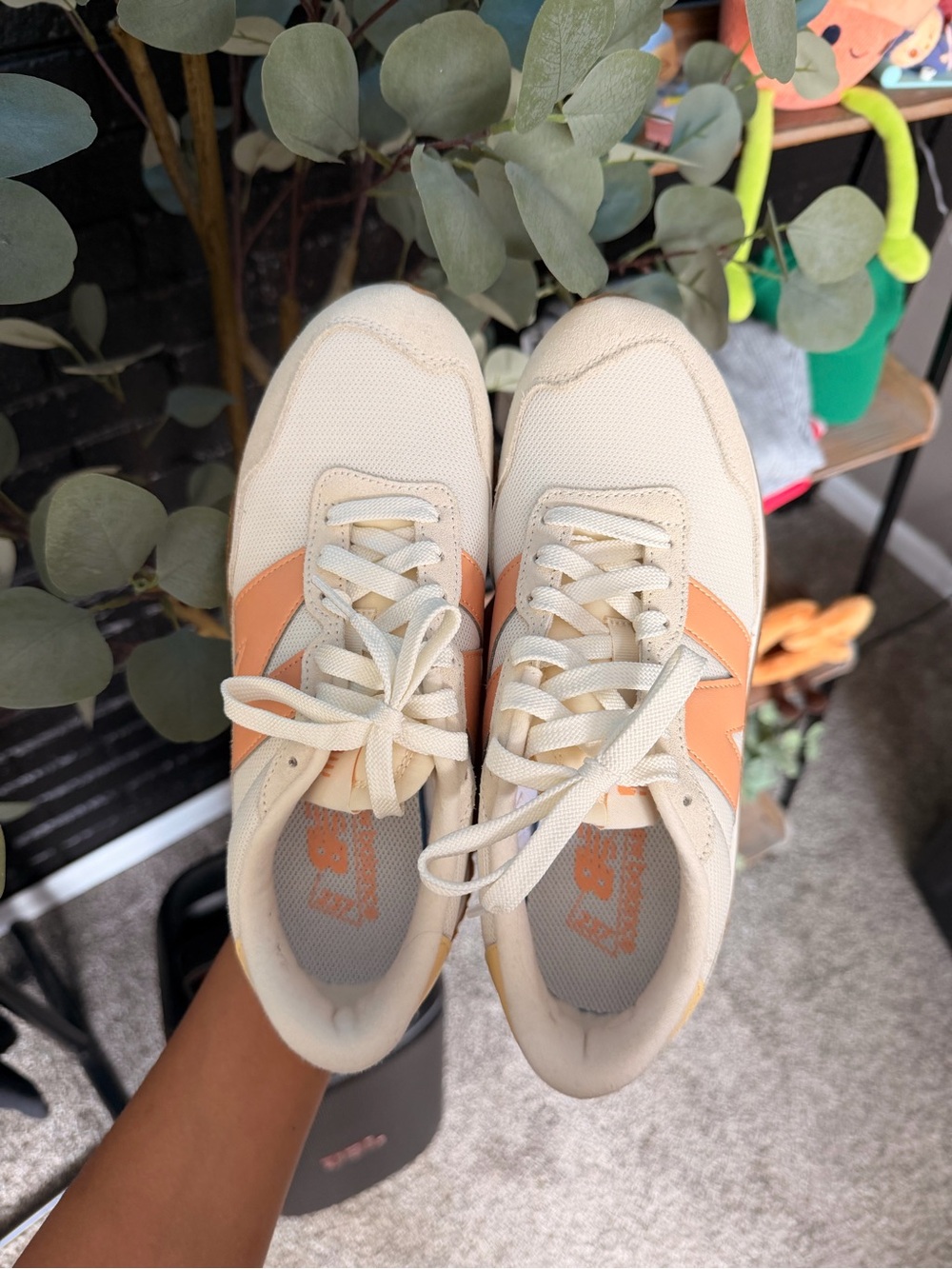 SOLD OUT New Balance Wmns 237 'Angora Hazy Peach' | Size 8 - Picture 5 of 7
